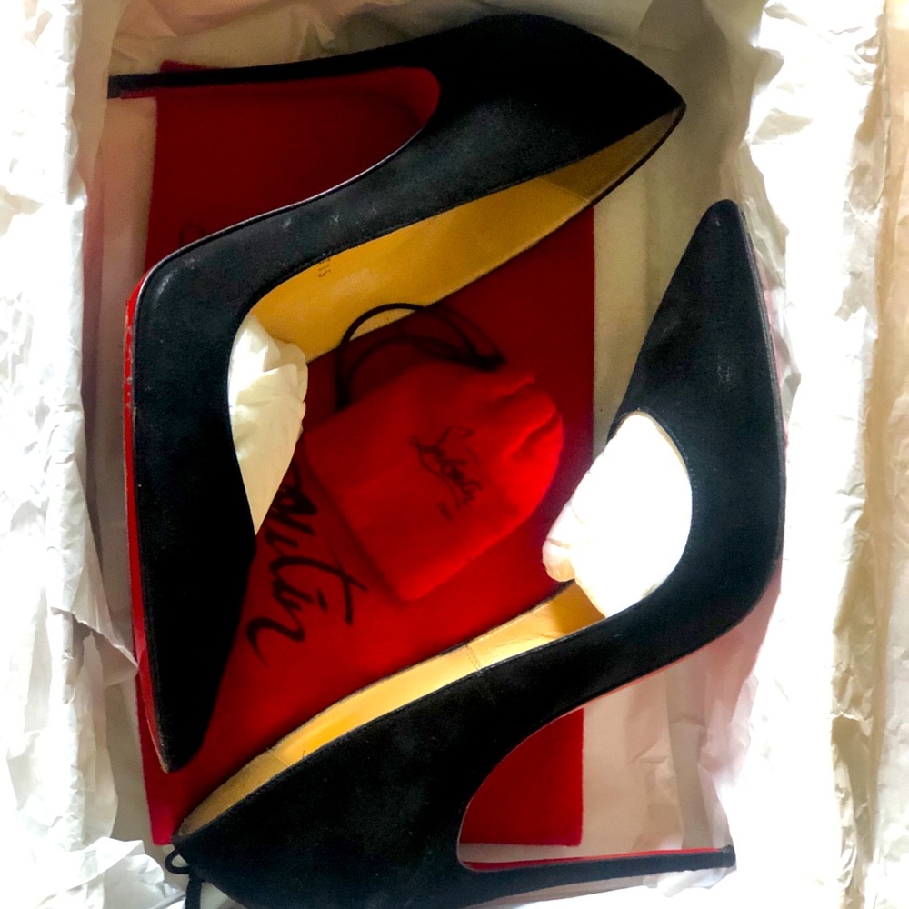 CHRISTIAN LOUBOUTIN So Kate 120 black suede 38